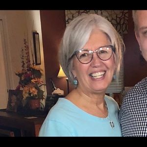 Meet your Posher, Cathy